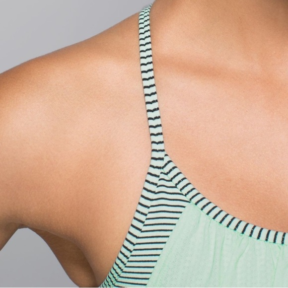 Lululemon No Limits Tank Fresh Teal / Mini Hyper Stripe Fresh Teal - Picture 6 of 11